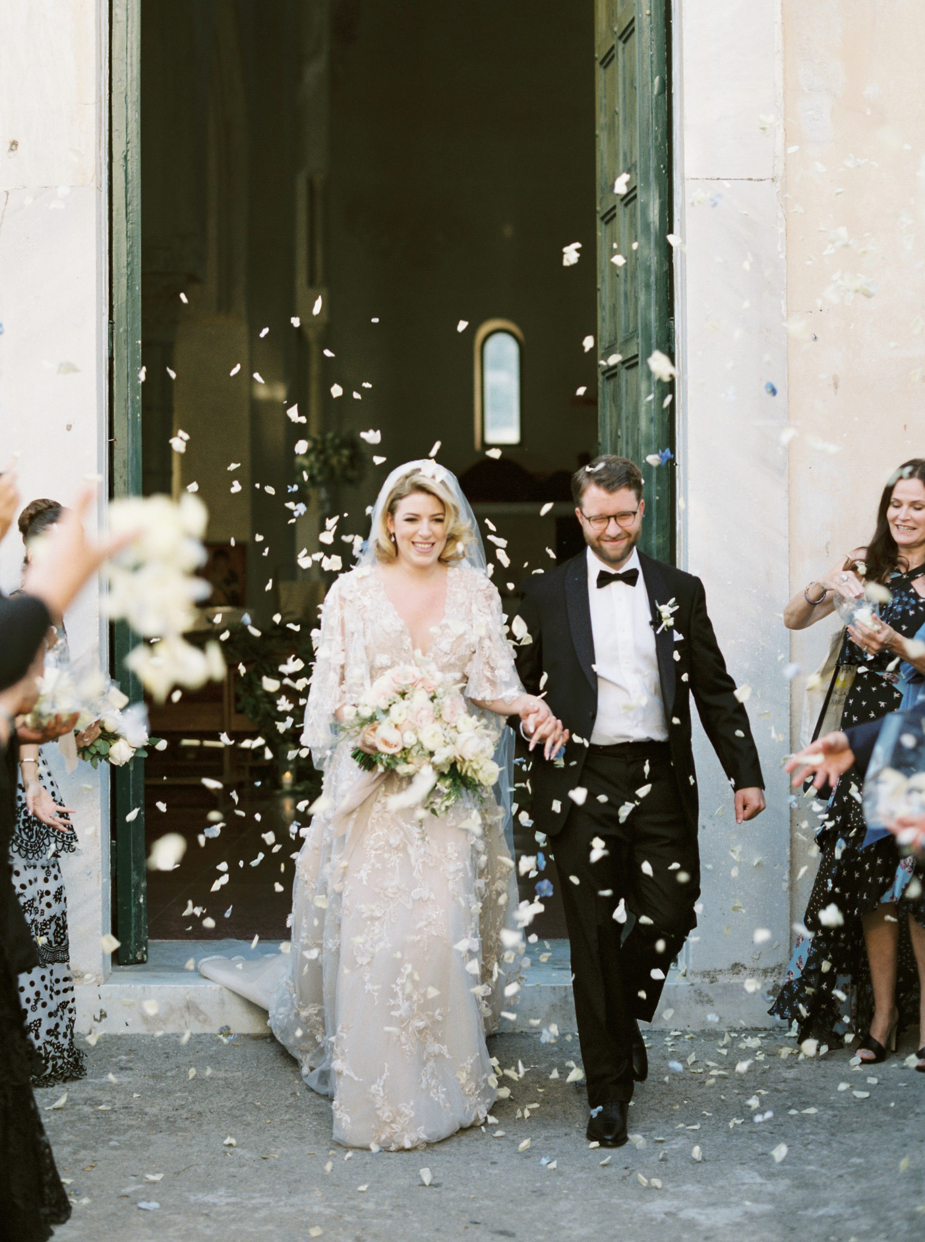 photographer for destination weddings at villa cimbrone in ravello, italy